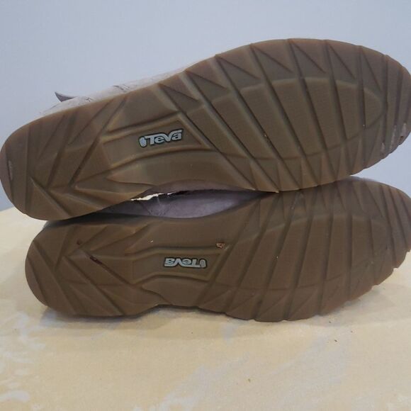 Teva Boot Womens 8.5 De La Vina Taupe Suede Ankle Braided Straps Waterproof - Picture 6 of 7
